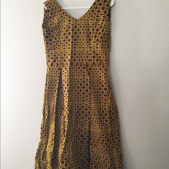 Dress - Picture 1 of 2